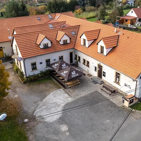 Pensjonat Stribrna Lhota 3*