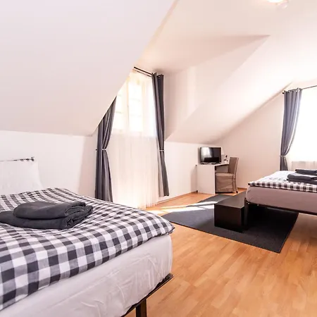 Stribrna Lhota Mníšek pod Brdy