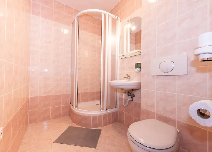 Stribrna Lhota Mnisek pod Brdy