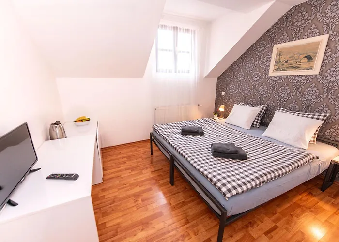 Guest house Stribrna Lhota Mnisek pod Brdy