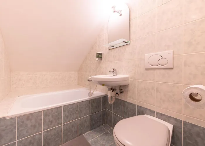 Stribrna Lhota Mnisek pod Brdy